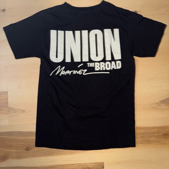 Union Black Tee - Picture 3 of 4